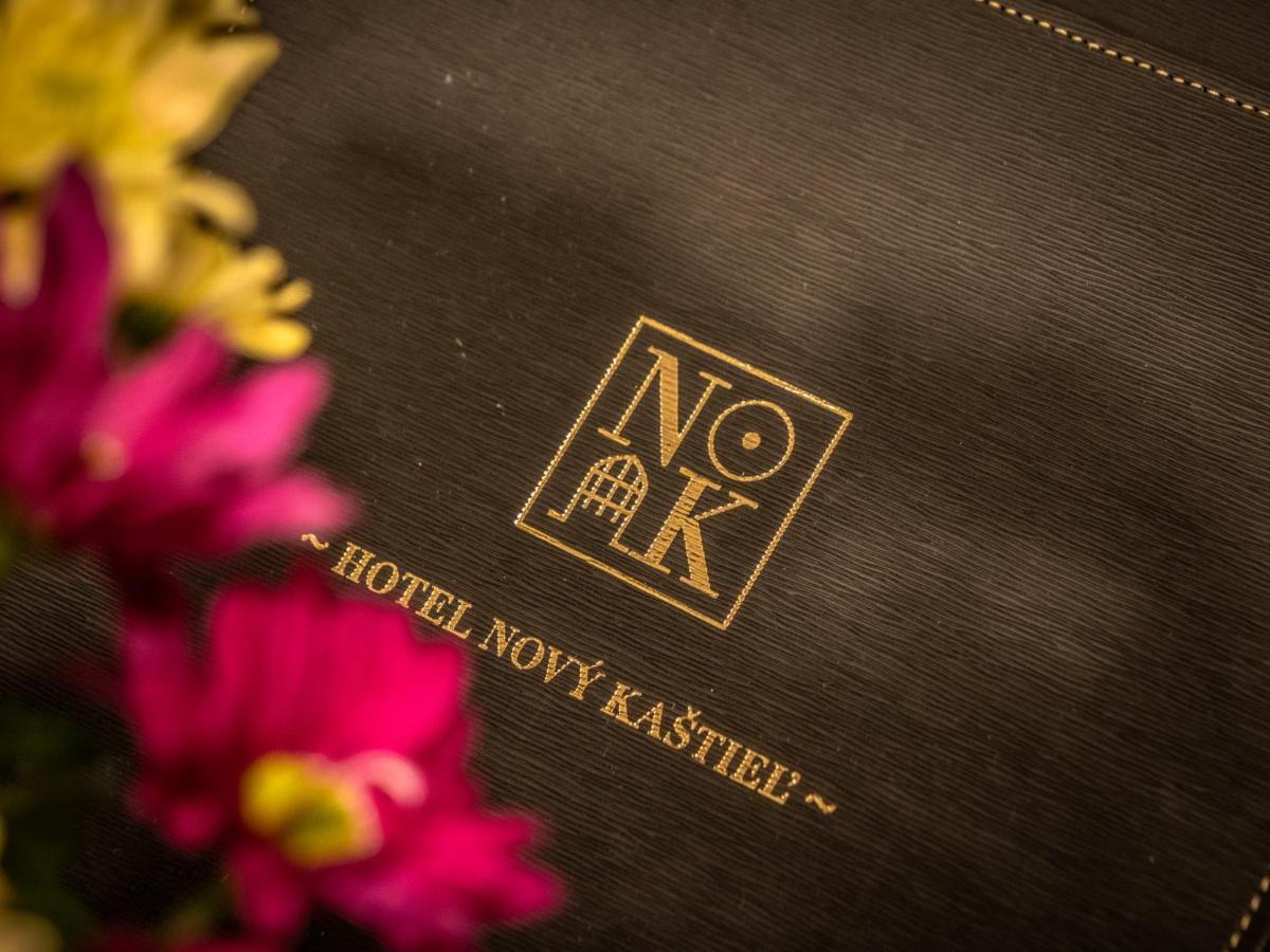 Hotel Novy Kastiel - Self Check-In ตอปอลชานี ภายนอก รูปภาพ