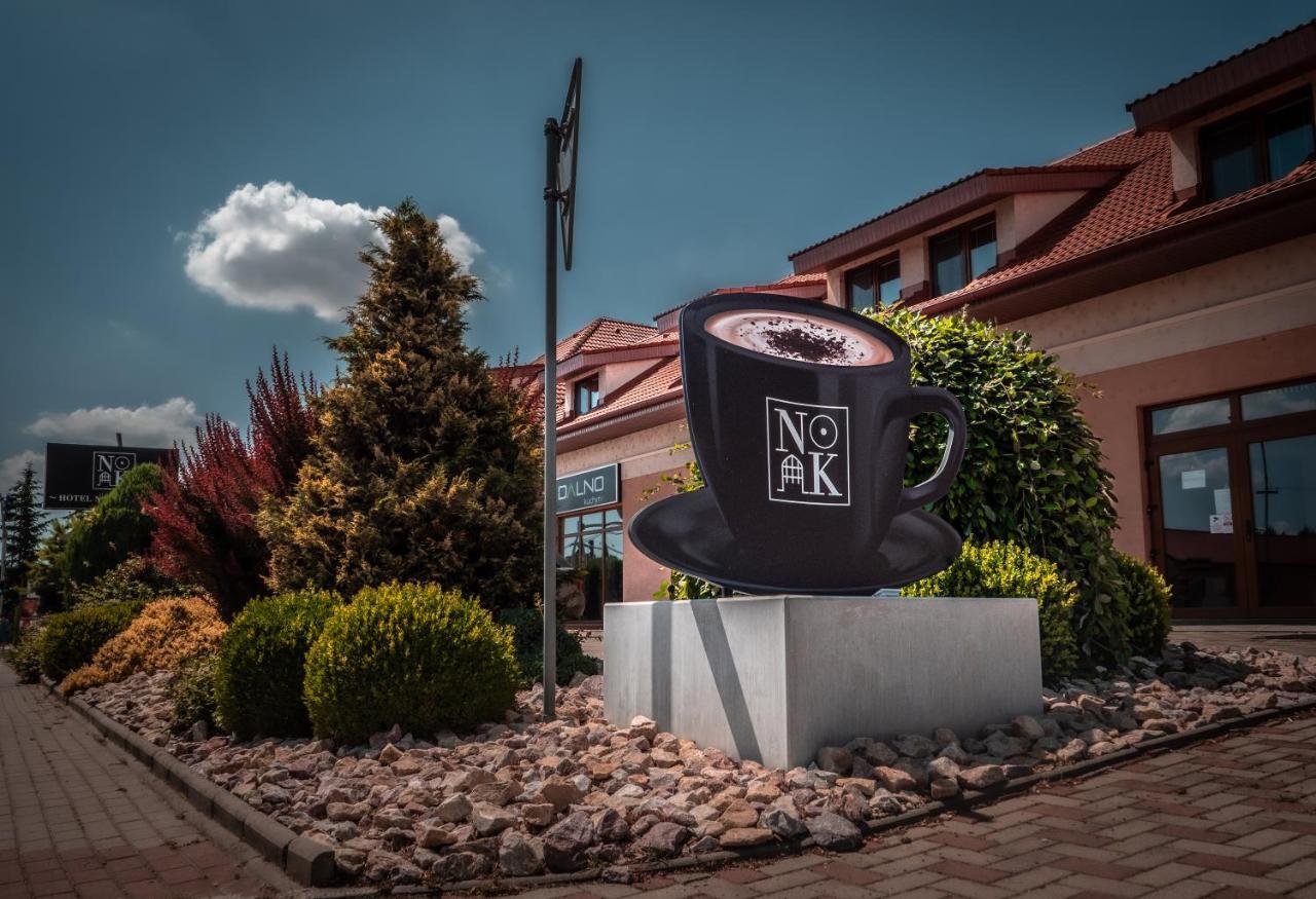 Hotel Novy Kastiel - Self Check-In ตอปอลชานี ภายนอก รูปภาพ